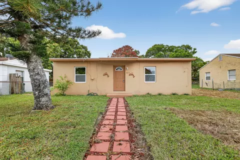 405 N 22nd St, Fort Pierce, FL 34950