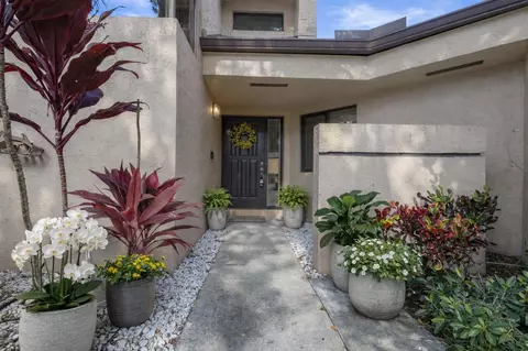 124 Chelsea Ln S, Plantation, FL 33324