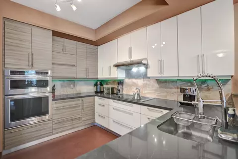 2617 NE 14th Ave #304, Wilton Manors, FL 33334