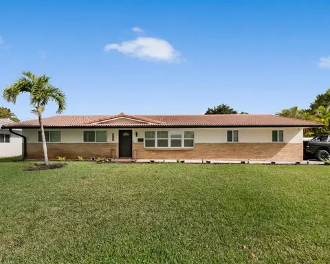 7601 NW 41st St, Coral Springs, FL 33065