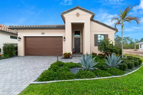 2801 SE Ashfield Dr, Port Saint Lucie, FL 34984