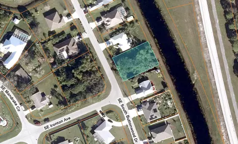 1895 SE North Buttonwood Dr, Port St Lucie, FL 34952