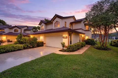 5315 10th Fairway Dr #2, Delray Beach, FL 33484