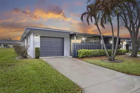 1765 S Dovetail Dr, Fort Pierce, FL 34982