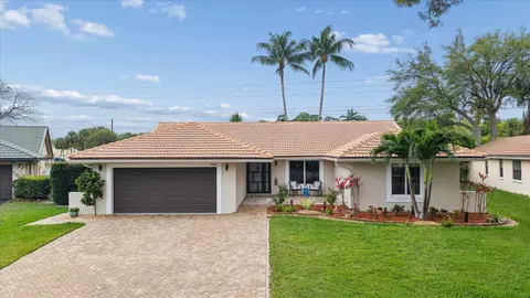 8442 NW 47th Dr, Coral Springs, FL 33067