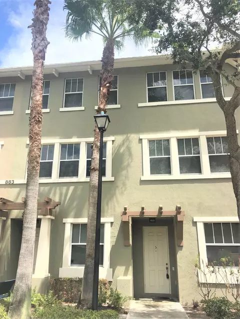 883 Millbrae Ct #5, West Palm Beach, FL 33401