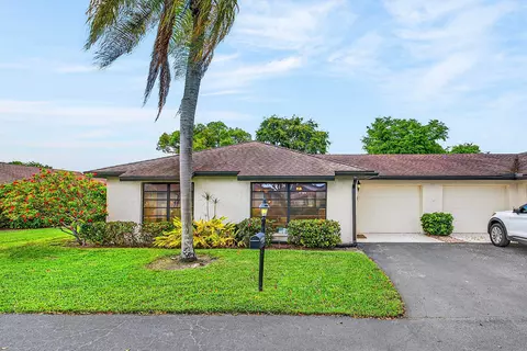 4698 Greentree Ter #A, Boynton Beach, FL 33436