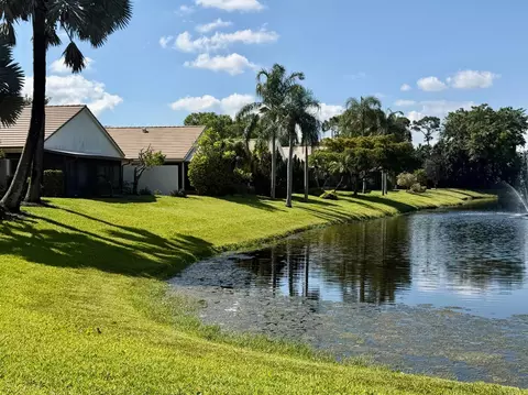 4787 Brighton Lakes Blvd, Boynton Beach, FL 33436