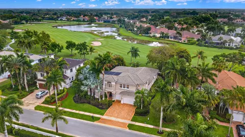 8431 Egret Lakes Ln, West Palm Beach, FL 33412