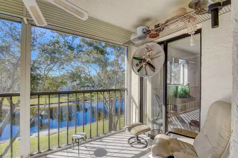 15461 Pembridge Dr #309, Delray Beach, FL 33484
