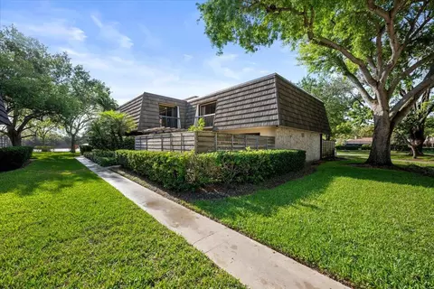 522 5th Ter, Palm Beach Gardens, FL 33418