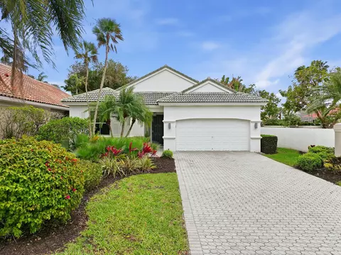 8321 Bob-o-link Dr, West Palm Beach, FL 33412