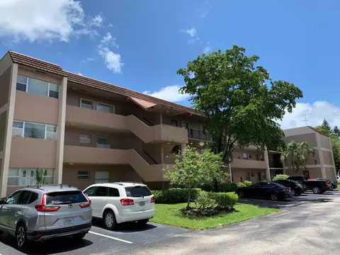 8350 Sands Point Blvd #E202, Tamarac, FL 33321