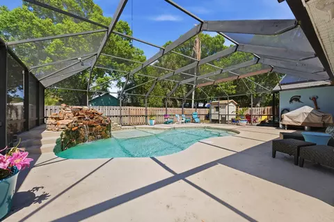 5100 9th St, Vero Beach, FL 32966