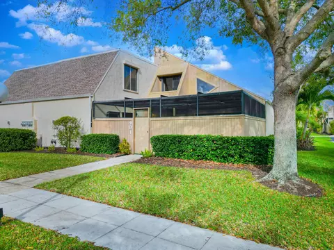 1100 SE Mitchell Ave #401, Port St Lucie, FL 34952