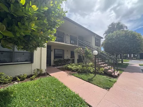 7831 Willow Spring Dr #526, Lake Worth, FL 33467