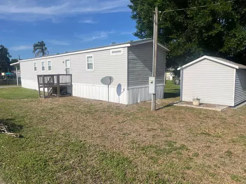 1753 West Ave, Moore Haven, FL 33471 photo 12