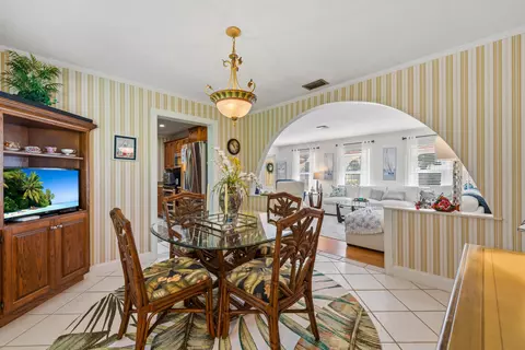 Dining - 4176 SE Fairway Ct, Stuart, FL 34997 photo 1 of 4