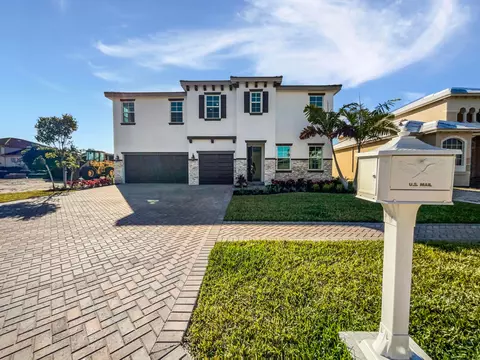 9299 Pearch Ln, Boynton Beach, FL 33437