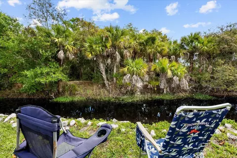 324 Mockingbird Ave, Fort Pierce, FL 34982