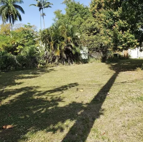 2056 NE 9th Ave, Wilton Manors, FL 33305