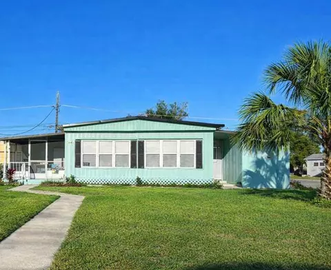 5440 Pineland Ave, Port Orange, FL 32127