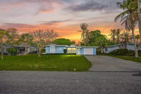 1919 Mimosa Ave, Fort Pierce, FL 34949