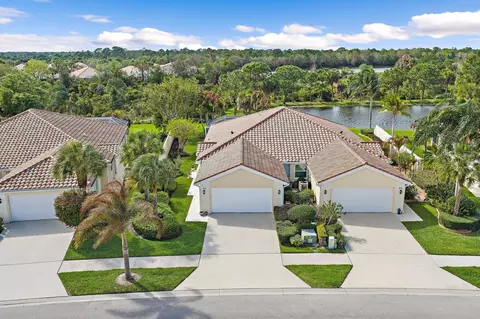 8240 SE Paurotis Ln, Hobe Sound, FL 33455