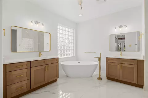 7558 Tarpon Cove Cir, Greenacres, FL 33467