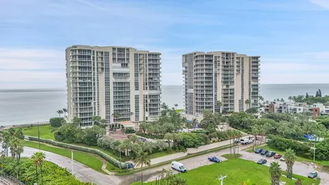 6051 N Ocean Dr #1003, Hollywood, FL 33019
