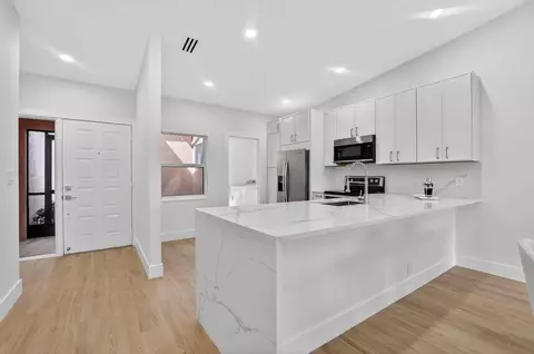 8188 Summerbreeze Ln, Boca Raton, FL 33496