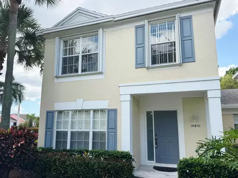 10851 Palm Ridge Ln, Tamarac, FL 33321