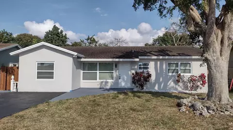 22682 Family Cir, Boca Raton, FL 33428
