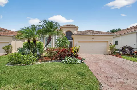 7152 Demedici Cir, Delray Beach, FL 33446