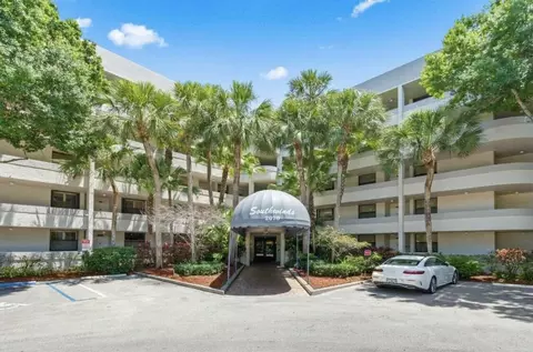 2070 Homewood Blvd #4140, Delray Beach, FL 33445