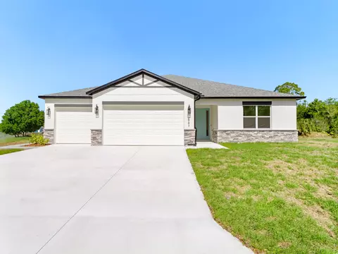 965 Quinn St SE, Palm Bay, FL 32909