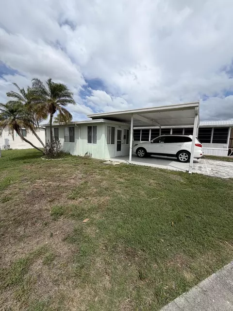 6657 SE 56th Ln, Okeechobee, FL 34974