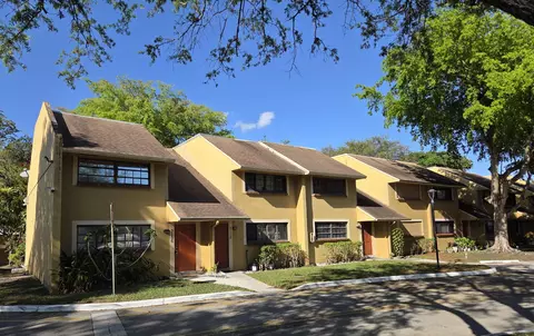 3156 N Pine Island Rd #908, Sunrise, FL 33351