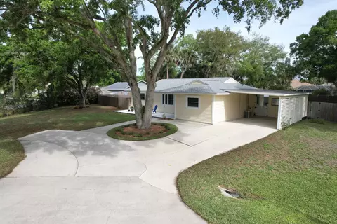 491 Carnival Ter, Sebastian, FL 32958
