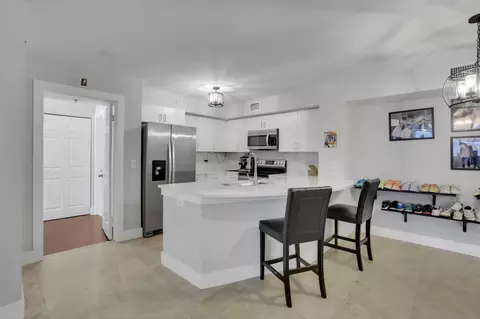 3237 Clint Moore Rd #103, Boca Raton, FL 33496