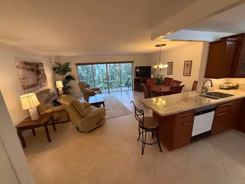 300 NE 14th Ave #411, Hallandale Beach, FL 33009