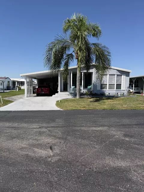 1601 Us 441 #71, Okeechobee, FL 34974