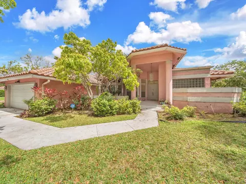5111 NW 104th Ave, Coral Springs, FL 33076