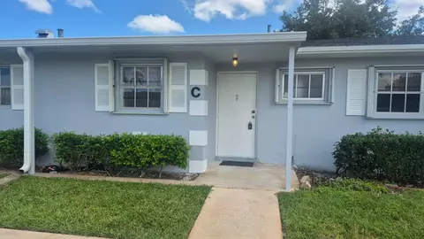 5423 Cresthaven Blvd #C, West Palm Beach, FL 33415