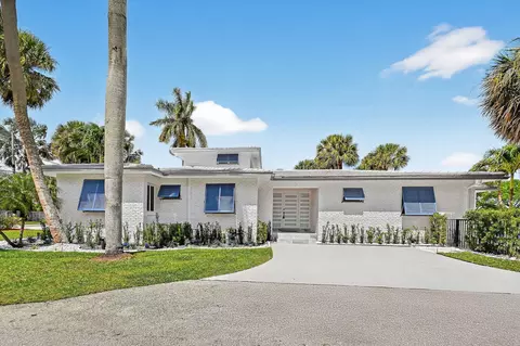 1102 N Golfview Rd, Lake Worth Beach, FL 33460