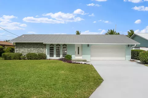 1559 SW Dyer Point Rd, Palm City, FL 34990
