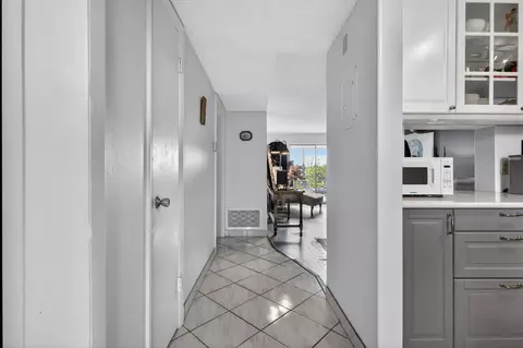 330 NE 26th Ave #4030, Boynton Beach, FL 33435