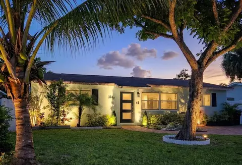 3546 Betty Ann Ct E, Palm Beach Gardens, FL 33403