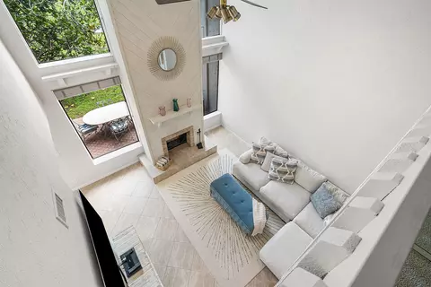 6595 Parkview Dr #D, Boca Raton, FL 33433
