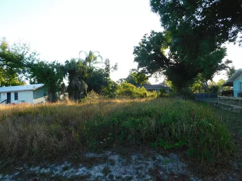 5406 Shannon Dr, Fort Pierce, FL 34951